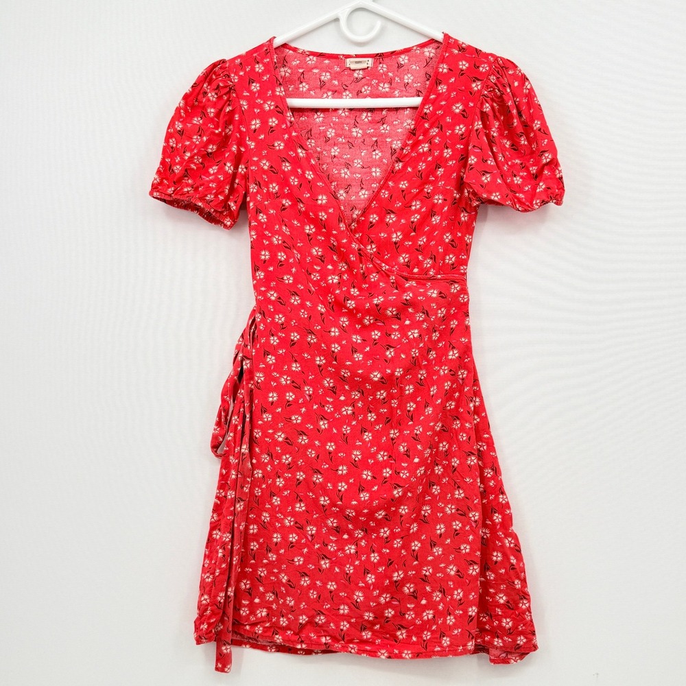 Billabong Wrap Dress Womens XS Red Floral Puff Sleeve Boho Cottagecore Surf
